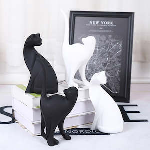 Home Garden Furniture: Cat Ornaments Resin Crafts Furniture Bedroom Ornaments