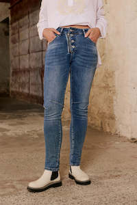Classic Zip Button Jean / Dark Denim