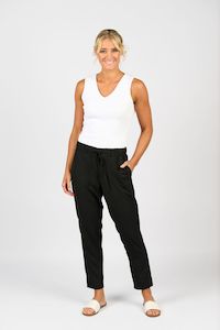 Vassalli: Relaxed Leg Ankle Grazer Pull On - Black