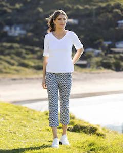 Printed Slim Leg 7/8 Length Lightweight Pull On / Fan