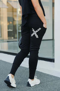 Apartment Pants / Winter Weight / Black With Graphite Daisy