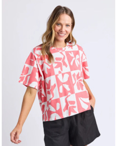 Under 50: Splice Tee / Sugar Coral Yardage Print