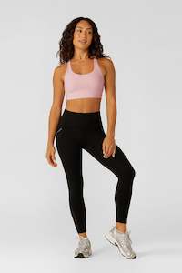 Activewear: Peak Performance 3 Pocket Ankle Biter Leggings