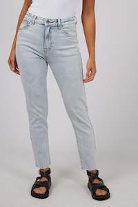 Monica Mom Comfort Jean | Bleach