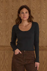 Ribbed Long Sleeve | Black