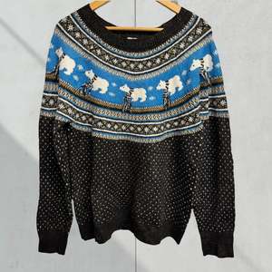 Retro: Polar Bear Jumper size 12/14