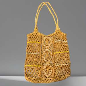Accessories: Daisy Tote