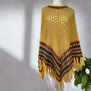 New: Earthy Poncho Size L