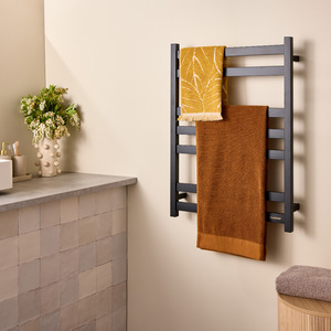 Heated Towel Rails: Straight Flat Bar Towel Warmer 7 Bar Ladder