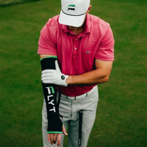 Products: Flyt Golf Chipping Sleeve - right arm - Golf Hound