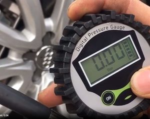 Motor: Digital Tyre Inflator Gun