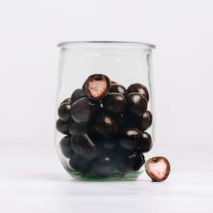 Goodfor Gifts: Dark Chocolate Freeze Dried Strawberries