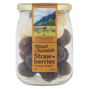 Food: Nature Chocolate Jar - Mixed Freeze Dried Strawberry - Large