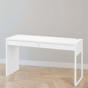 IKEA MICKE Desk, white, 142x50 cm (Sample Clearance)