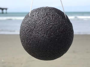 Jiho - Konjac Sponge with infused Charcoal