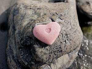 Konjac Family: Ki - Heartshape red clay