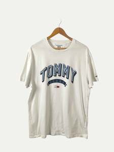 90's Tommy Jeans Vintage T-Shirt Size L