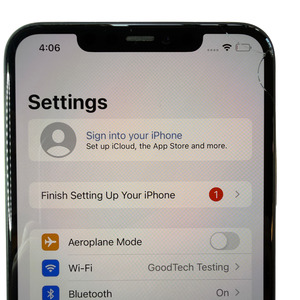 iPhone 11 Pro Max / 256GB / 1 - Like New (SIM LOCKED AND CRACKED SCREEN) / Gold-&hellip;