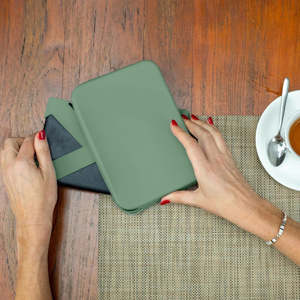 Strapsicle Clutch - Sage Green