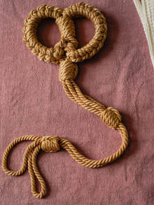 Bondage Bdsm: Kanuka Handcuffs