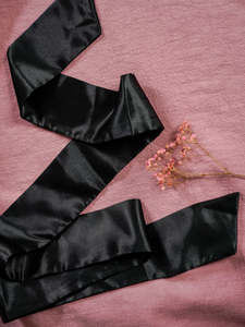 KANUKA BLINDFOLD