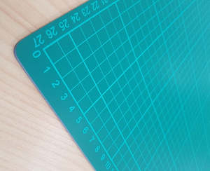 Expression Self Healing Cutting Mat Green