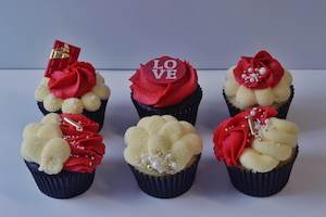 Cupcakes: Valentine's Day Cupcakes