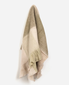 Florentine Sage Green Throw