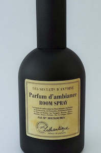 Candles: Lothantique Black  Room Spray 100ml