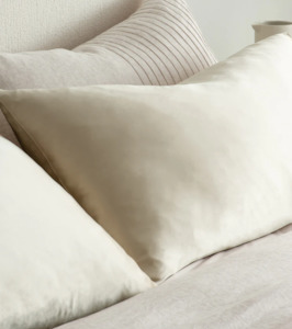 Bed Linen And Towels: Silk Pillowcase Champagne
