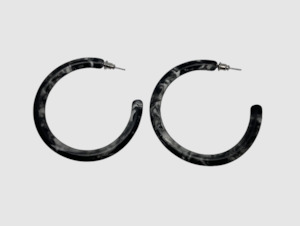Large Curved Hoop Earring BLACK