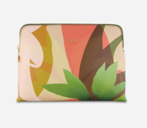 Beauty: Whenua - Cosmetic Case Large