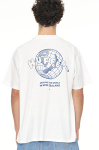 Huffer Spring 2024: Block Tee 220 Flight Plan Chalk