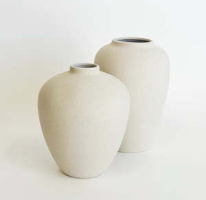Decorative Objects: Ivory Textured Orb Flower Vase 18cm