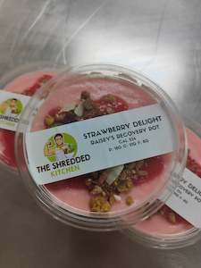 Pre Post Workout Snacks: 5 x Strawberry Delight (Raisey's Recovery Pot)