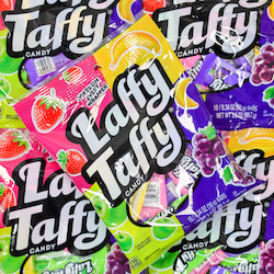 American Candy: Laffy Taffy Asst Peg Bag 99g