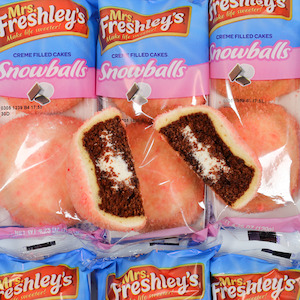 Pink Lollies: Mrs Freshley's Snowballs 120g