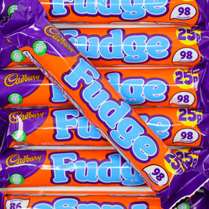 Chocolate: Cadbury Fudge Bar