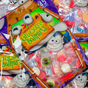 Halloween: Gummy Body Parts