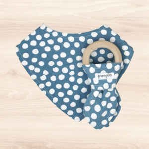 Gift Range Bib Teething Ring: Sky Polka Dot Dribble Bib & Sky Polka Dot Teething Ring