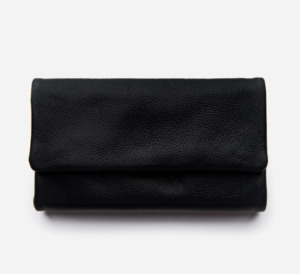 Products: Paiget Wallet Black Stitch & Hide