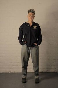 � Button Sweatshirt