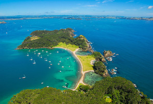 Products: Bay of Islands Bounty 3-Night Kiwi Getaway with Aquatic Adventures & Cultural Insights Great Kiwi Trips