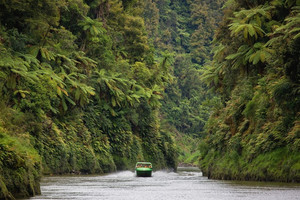 Products: Two Treasured Rivers – 3-Night Adventure through New Zealand’s Scenic Whanganui & Rangitikei Regions Great Kiwi Trips