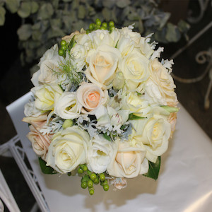 Wedding flower delivery: Sweet Simplicity Bouquet