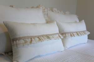 Patterned: Whisper Linen - Cottage Dreams Bed Set