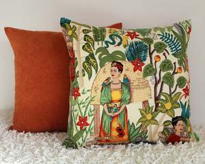 Frida Kahlo Creme Set - Cushion Covers