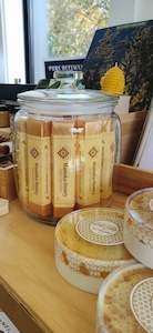 Products: Mānuka Honey Dark Chocolate