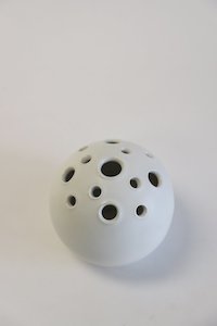 Ceramic Frogs: Round (Unit 4 + 24)