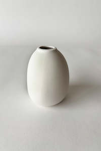 Planters: Pebble Bud Vase (unit 6)